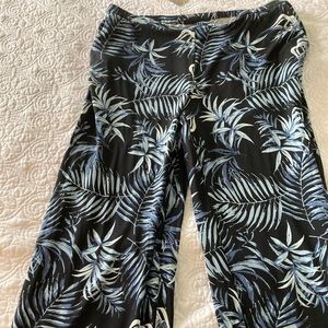 J Jill elastic waist pants cotton and very comfortable in a large petite. NWT